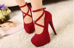 Susie-Styles-3-Reasons-Why-Wearing-High-Heels-Will-Improve-Your-Life